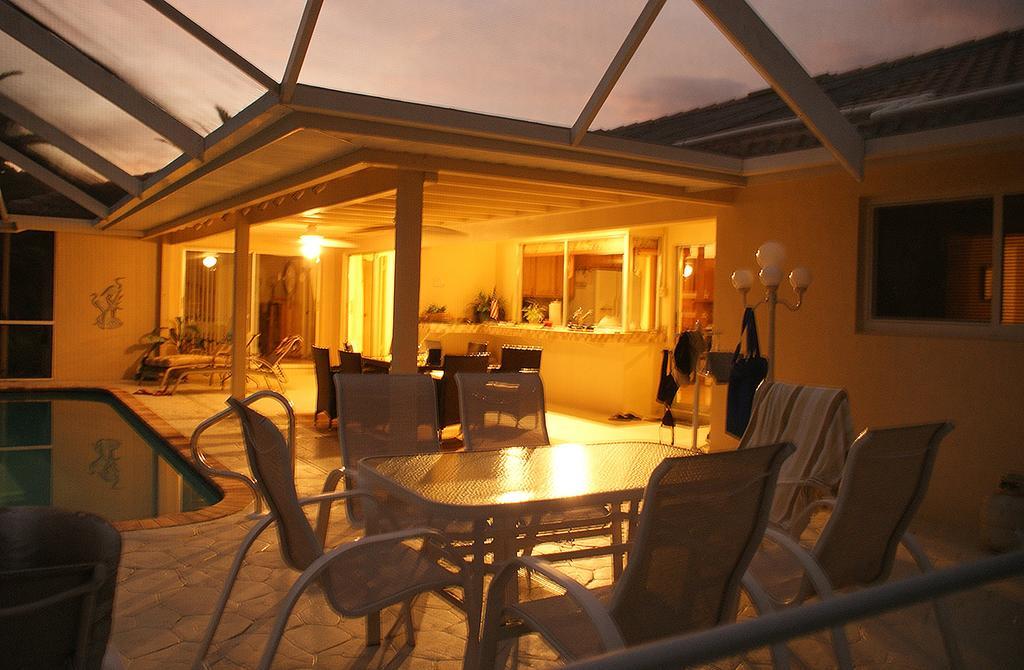 Villa Catalina Isles - Holidays In Paradise كيب كورال المظهر الخارجي الصورة